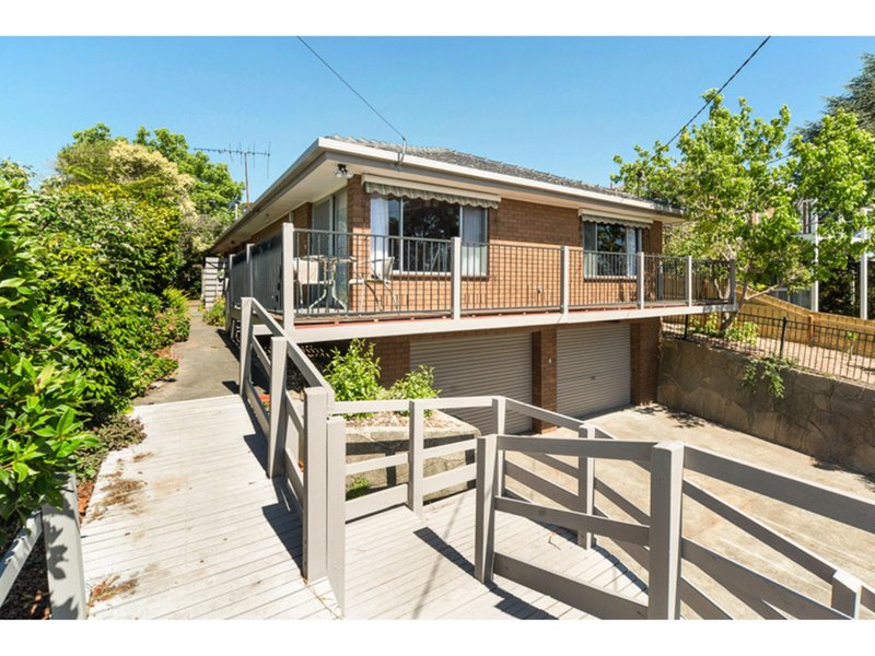 Photo - 16 Hillcrest Road, Frankston VIC 3199 - Image 1