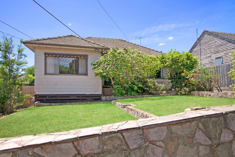 Photo - 16 Hillcroft Street, Reservoir VIC 3073 - Image 1