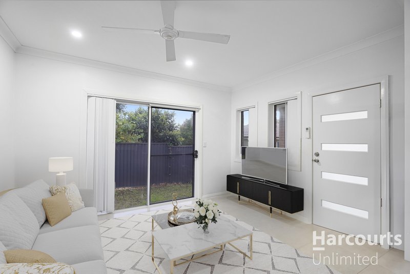 Photo - 16 Hilltop Avenue, Blacktown NSW 2148 - Image 15