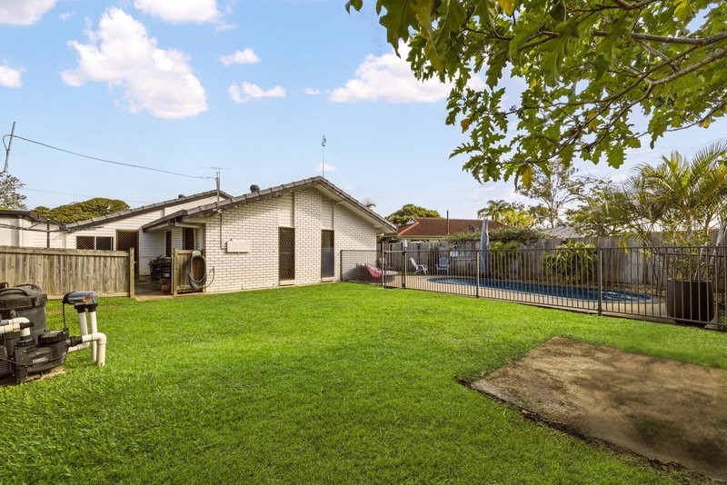 Photo - 16 Hodges Street, Redcliffe QLD 4020 - Image 15