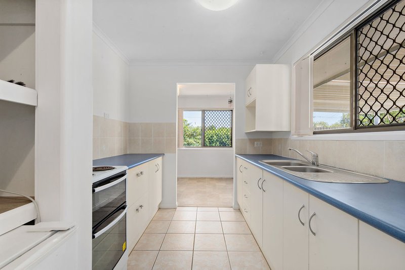 Photo - 16 Hodges Street, Redcliffe QLD 4020 - Image 3