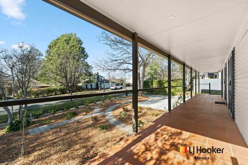 Photo - 16 Hodgkinson Street, Griffith ACT 2603 - Image 3