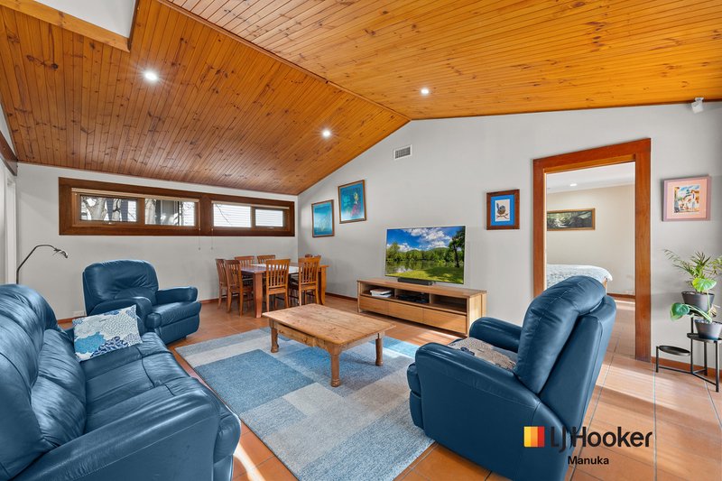 Photo - 16 Hodgkinson Street, Griffith ACT 2603 - Image 11