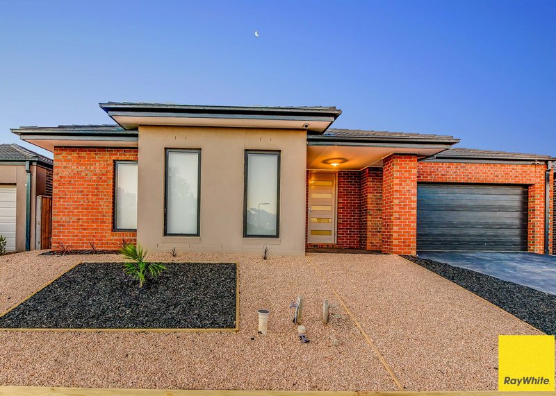 Photo - 16 Holyoake Parade, Wyndham Vale VIC 3024 - Image 15