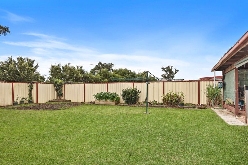 Photo - 16 Honeyeater Place, Erskine Park NSW 2759 - Image 8