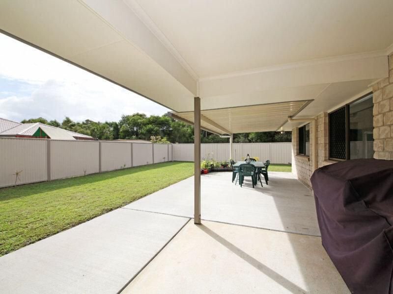 Photo - 16 Hopkins Chase, Caboolture QLD 4510 - Image 17