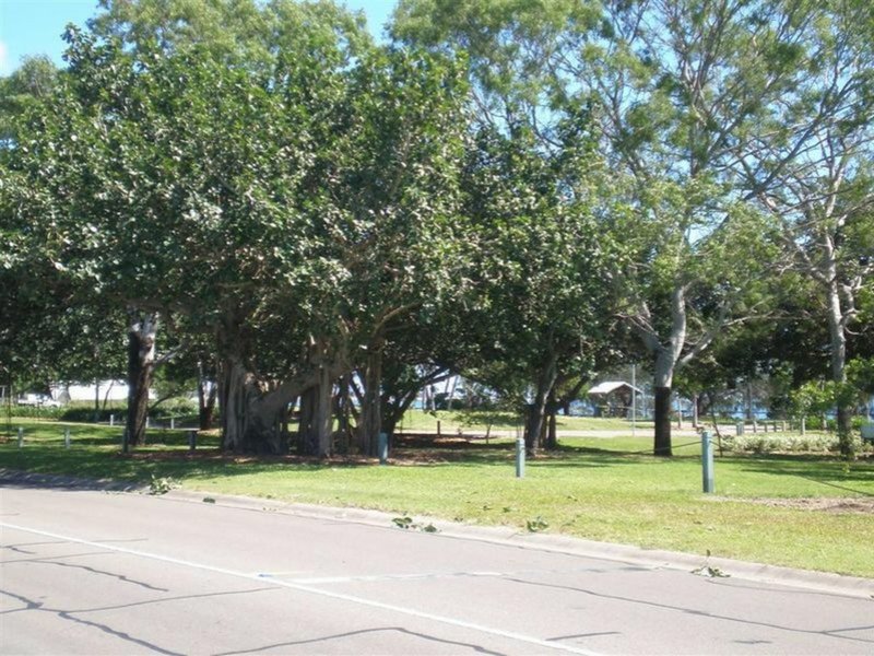 Photo - 16 Horseshoe Bay Road, Bowen QLD 4805 - Image 16