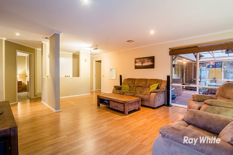 Photo - 16 Horsfield Street, Cranbourne North VIC 3977 - Image 18