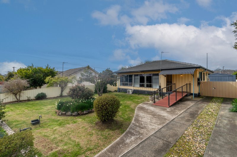 Photo - 16 Howe Street, Seymour VIC 3660 - Image 2