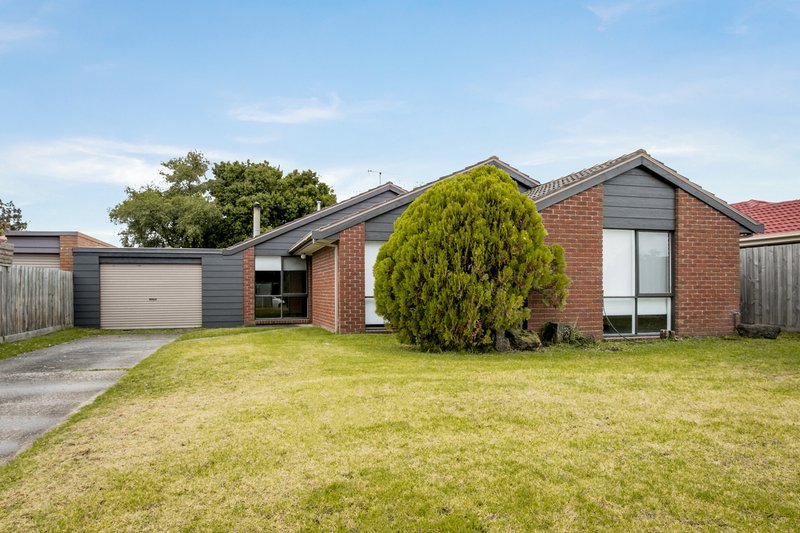 16 Howey Road, Pakenham VIC 3810