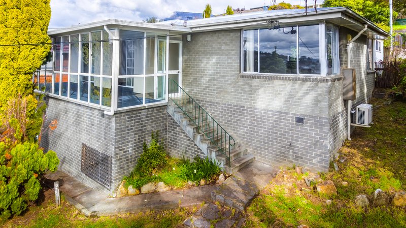 Photo - 16 Hudson Crescent, Glenorchy TAS 7010 - Image 12