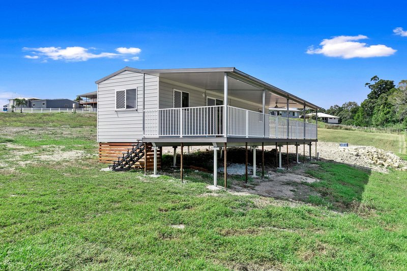 16 Hummock , Craignish QLD 4655