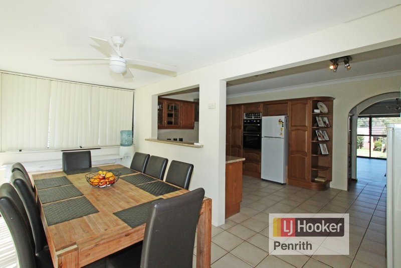 Photo - 16 Huntingdon Parade, Cambridge Gardens NSW 2747 - Image 4