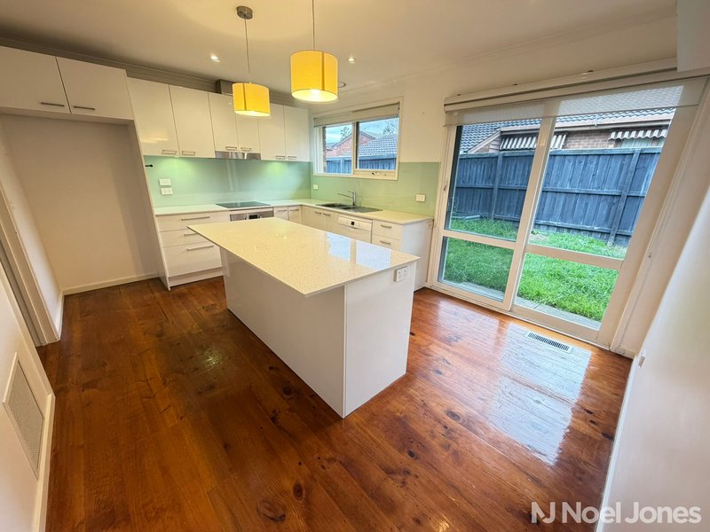 Photo - 1/6 Illoura Avenue, Ringwood East VIC 3135 - Image 7