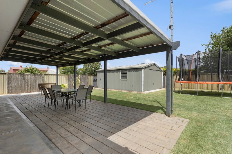 Photo - 16 Irene Street, Cobram VIC 3644 - Image 11