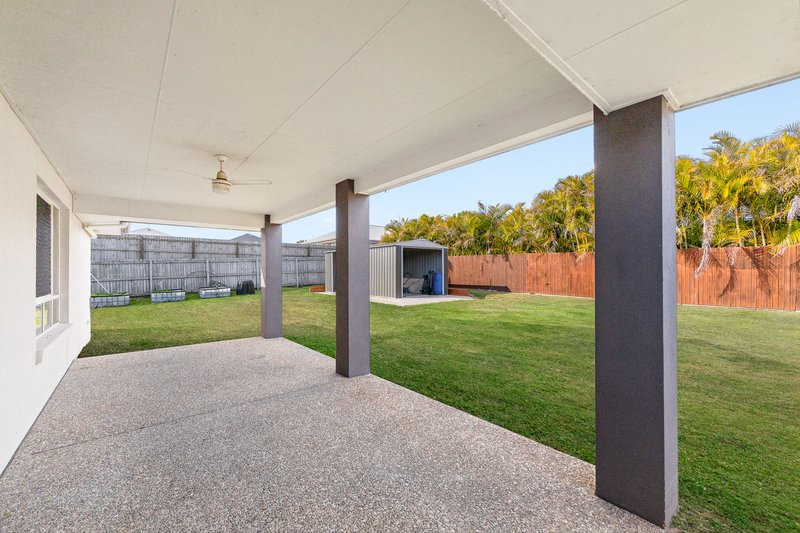 Photo - 16 Iris Court, Yamanto QLD 4305 - Image 17