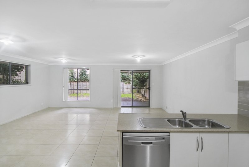 Photo - 1/6 Irvine Street, Gwynneville NSW 2500 - Image 2