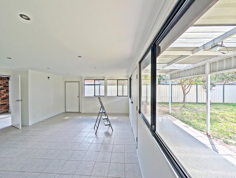 Photo - 16 Ivanhoe Street, St Johns Park NSW 2176 - Image 17
