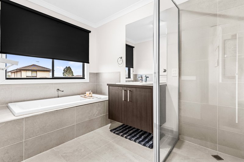 Photo - 16 Ivy Court, Werribee VIC 3030 - Image 14