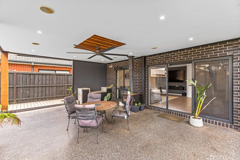 Photo - 16 Ivy Court, Werribee VIC 3030 - Image 20