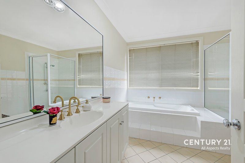 Photo - 16 Iwan Place, Beaumont Hills NSW 2155 - Image 11