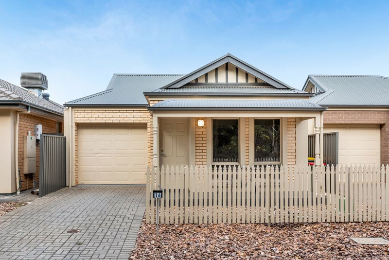 Photo - 16 Jabez Way, Blakeview SA 5114 - Image 2