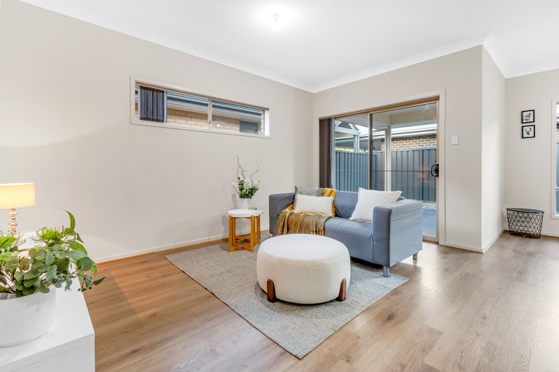 Photo - 16 Jabez Way, Blakeview SA 5114 - Image 3