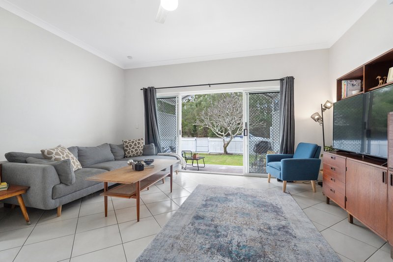 Photo - 1/6 Jabiru Street, Bellara QLD 4507 - Image 10