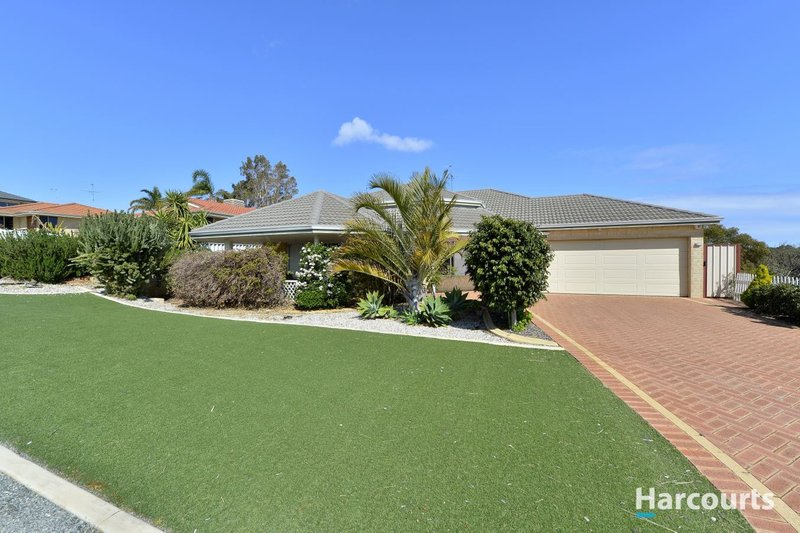 Photo - 16 Jacana Way, Halls Head WA 6210 - Image