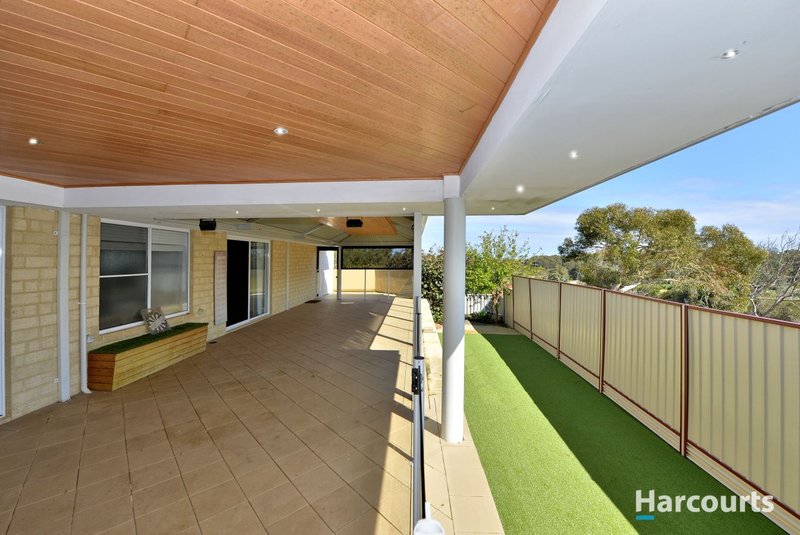 Photo - 16 Jacana Way, Halls Head WA 6210 - Image 19