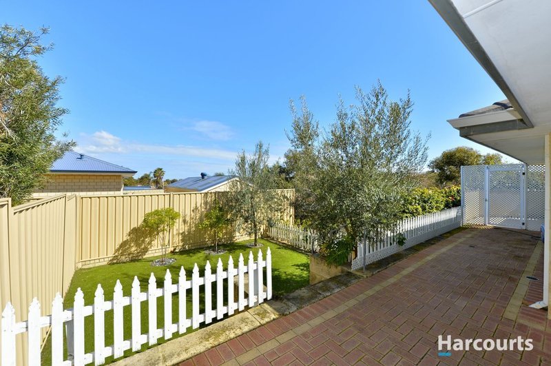 Photo - 16 Jacana Way, Halls Head WA 6210 - Image 23