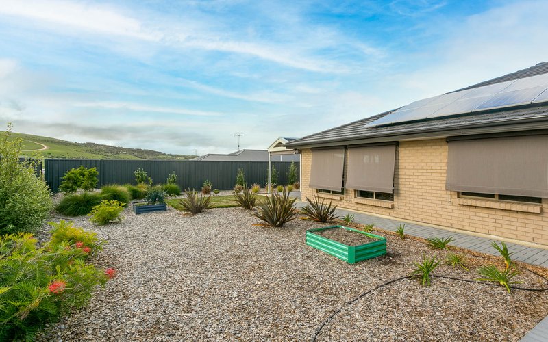 Photo - 16 Jade Court, Hayborough SA 5211 - Image 25