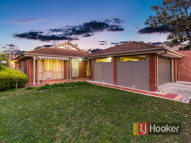 16 James Bathe Way, Narre Warren South VIC 3805