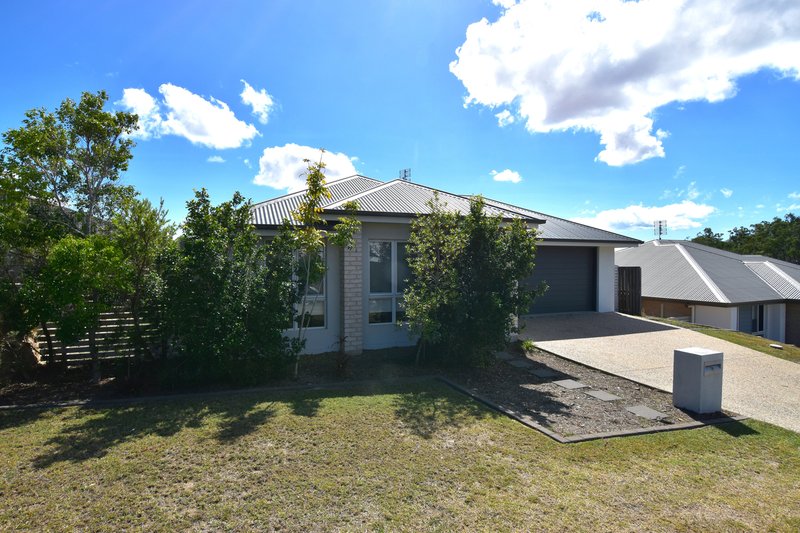 Photo - 16 Jardine Crescent, Boyne Island QLD 4680 - Image 2