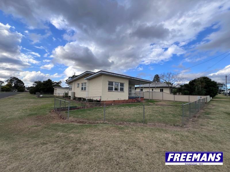 16 Jean Street, Kingaroy QLD 4610