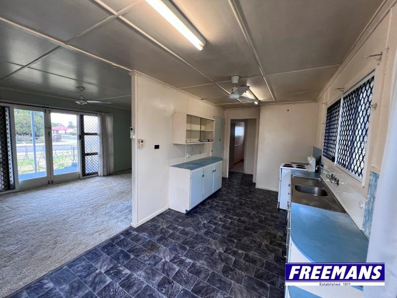 Photo - 16 Jean Street, Kingaroy QLD 4610 - Image 12