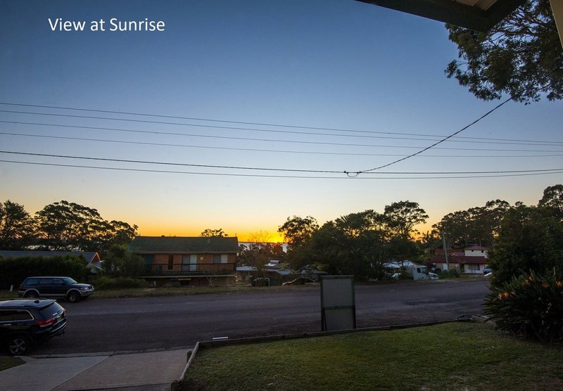 Photo - 16 Jeannie Crescent, Berkeley Vale NSW 2261 - Image 13