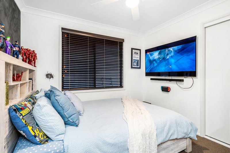 Photo - 16 Jenkin Street, Ropes Crossing NSW 2760 - Image 3