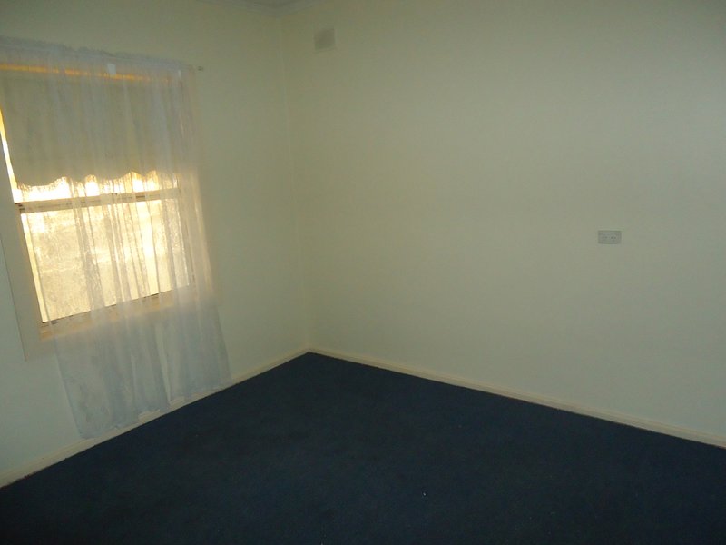 Photo - 16 Jensen Street, Port Pirie SA 5540 - Image 8