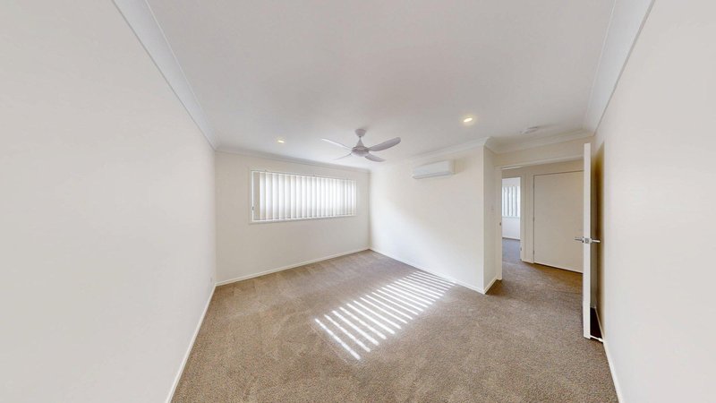 Photo - 16 Jimna Circuit, White Rock QLD 4306 - Image 10
