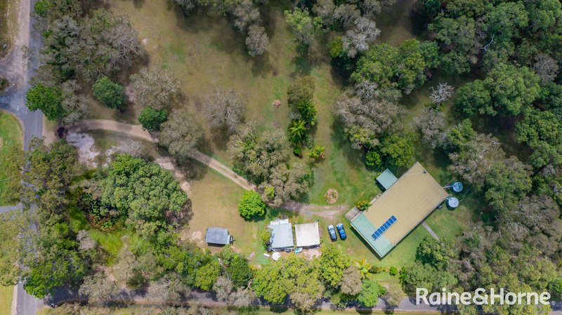 Photo - 16 Jirrima Crescent, Cooroibah QLD 4565 - Image 12