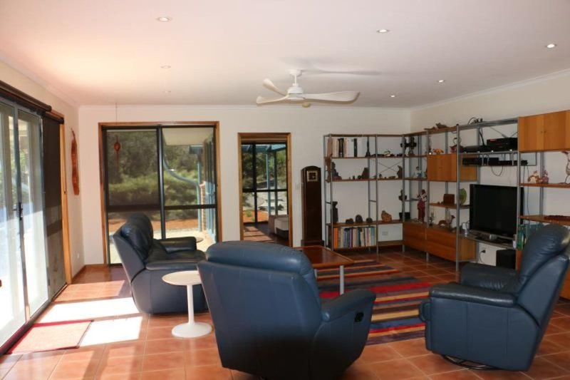 Photo - 16 Joeliza Drive, Repton NSW 2454 - Image 2