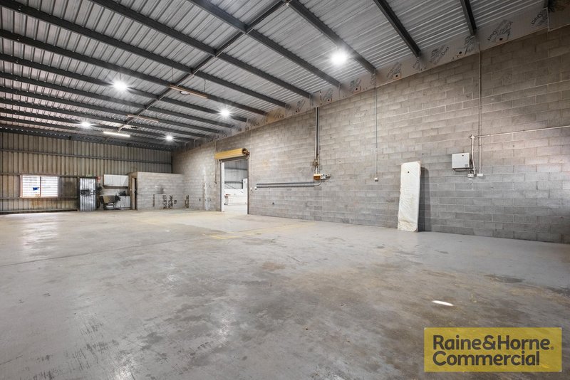 Photo - 1/6 Johnstone Road, Brendale QLD 4500 - Image 5