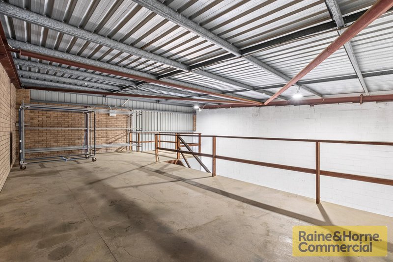 Photo - 1/6 Johnstone Road, Brendale QLD 4500 - Image 9