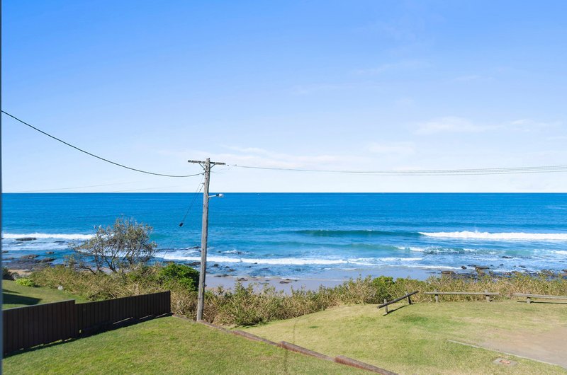 Photo - 1/6 Jones Lane, Thirroul NSW 2515 - Image 6