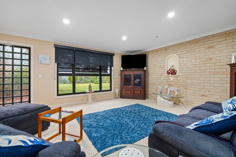 Photo - 16 Jonnel Heights Place, Pampoolah NSW 2430 - Image 3