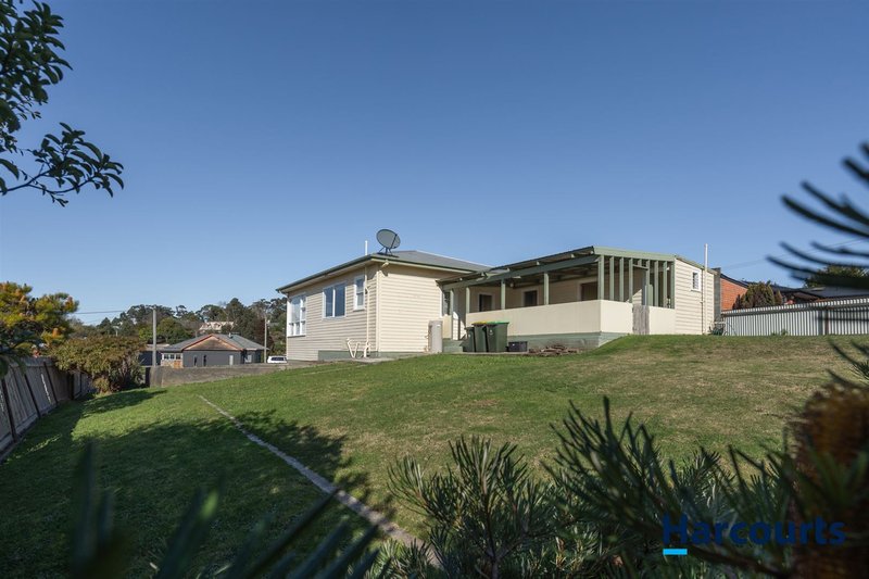 Photo - 16 Jowett Street, West Ulverstone TAS 7315 - Image 6