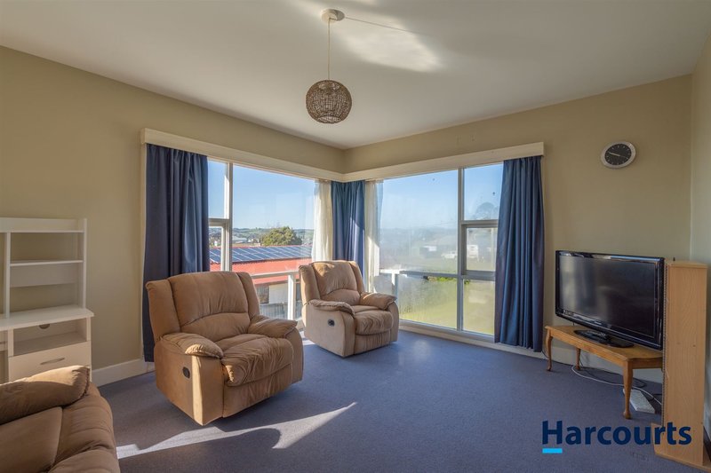 Photo - 16 Jowett Street, West Ulverstone TAS 7315 - Image 7