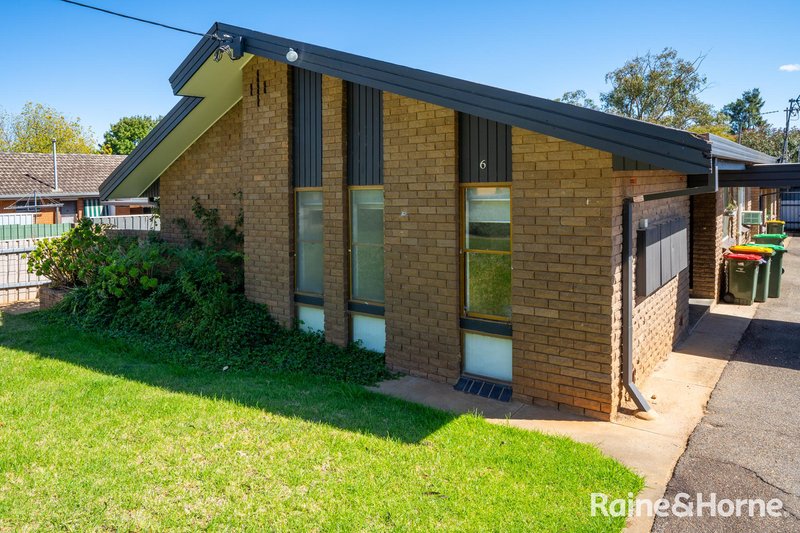 1/6 Joyes Place, Tolland NSW 2650