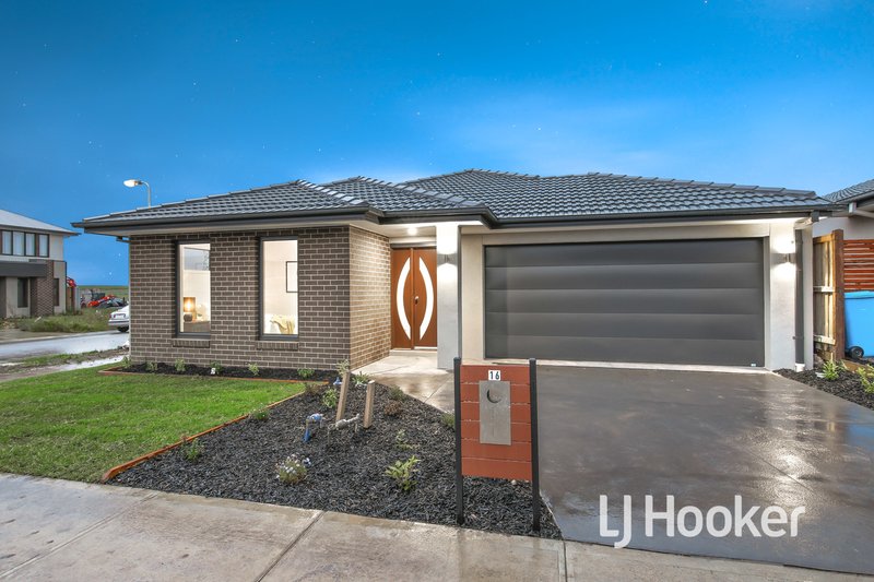 16 Kakadu Street, Clyde North VIC 3978